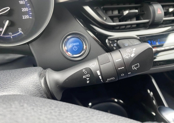 Toyota C-HR cena 94500 przebieg: 126155, rok produkcji 2018 z Kalisz małe 596